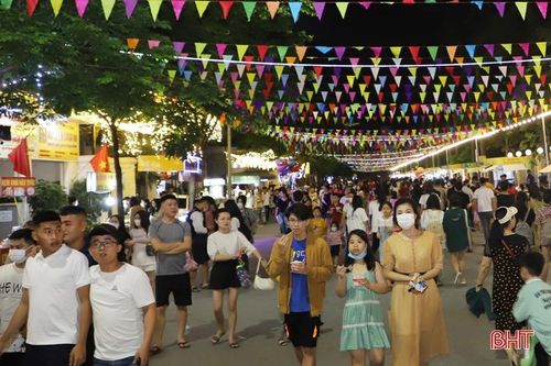 Hiệu ứng tốt từ khu phố ẩm thực đầu tiên của Hà Tĩnh