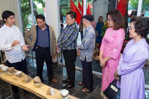 Triển lãm 'Hóa - Hiện' của nghệ nhân gốm Nguyễn Trường Sơn