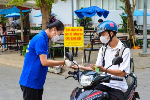 Trường học tăng cường phòng dịch, ổn định tâm lý người học