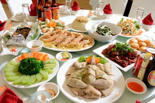 'Ghi điểm' trong mắt người thân với mâm cỗ chỉ 800.000 đồng