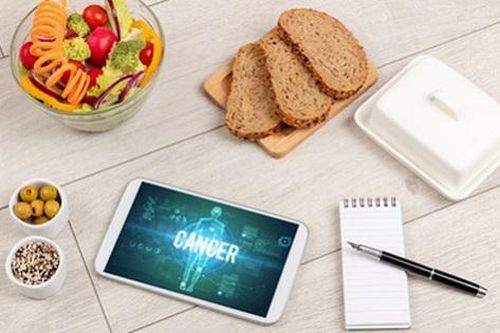 Dinh dưỡng cho người bệnh ung thư - Những quan niệm sai lầm và hệ lụy