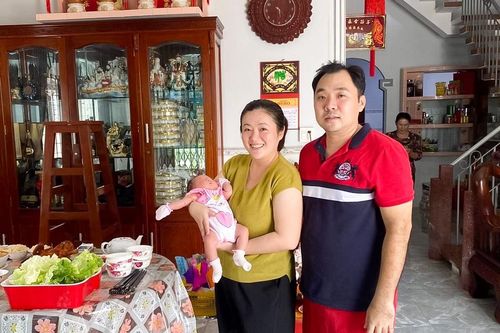 14 năm dành gia tài và thanh xuân đi tìm con