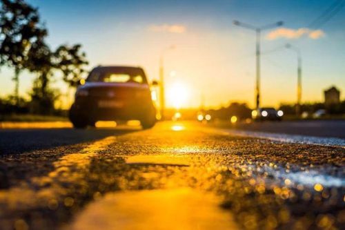 Cần lưu ý điều gì khi lái xe trong mùa hè nắng nóng?