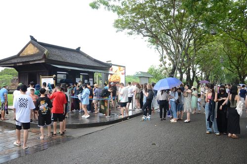 Du khách, hướng dẫn viên phản ánh bất cập trong khâu bán vé: Trung tâm Bảo tồn di tích Cố đô Huế gửi lời xin lỗi