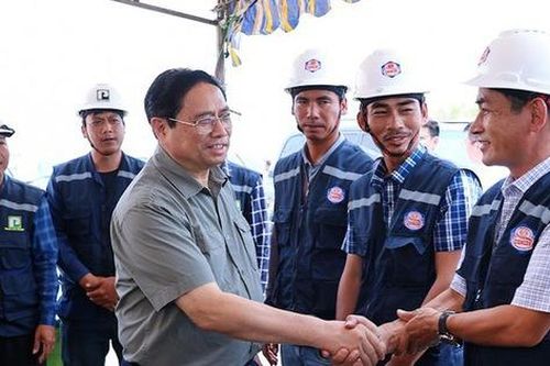 Động lực cho tăng trưởng kinh tế từ nhiều công trình lớn