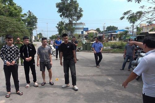 Huế: Bắt 4 đối tượng cướp tài sản của 2 shipper