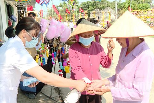 Tăng cường quản lý, cách ly ca bệnh COVID-19 và người tiếp xúc gần