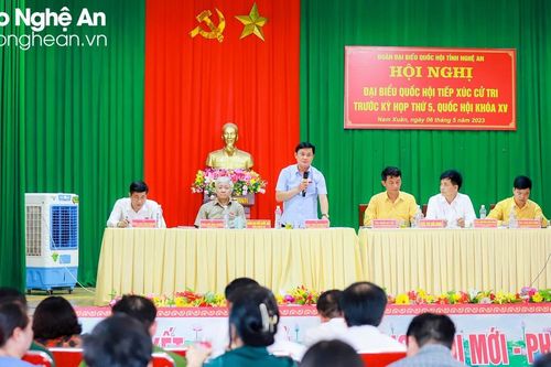 Đại biểu Quốc hội đoàn Nghệ An tiếp xúc cử tri huyện Nam Đàn