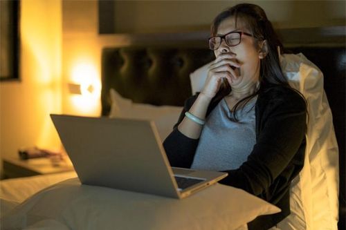 Điều gì sẽ xảy ra nếu bạn không ngủ?