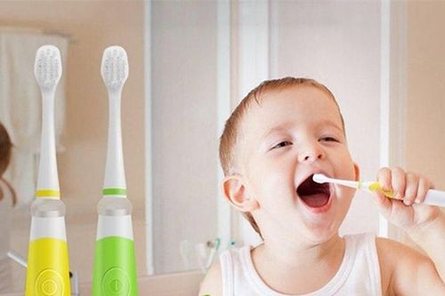 Bạn đã biết cách chọn bàn chải đánh răng cho trẻ nhỏ