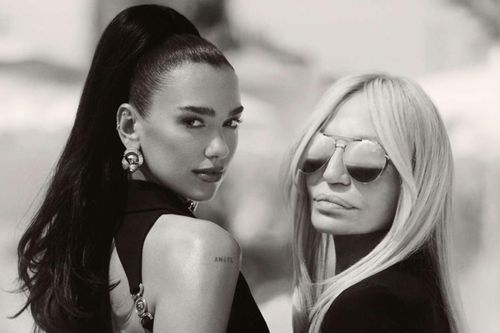 Dua Lipa chính thức tham gia thiết kế cùng Donatella Versace để 'ra lò' BST mới tại Cannes