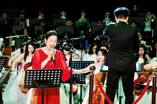Diva Mỹ Linh và dàn nhạc trẻ trong hòa nhạc Đêm điện ảnh thịnh soạn như một giấc mơ