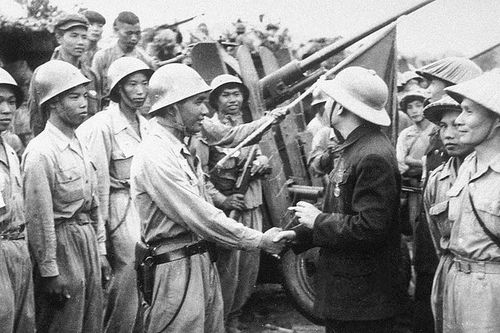 Việt Nam không sử dụng binh chủng nào trong Chiến dịch Điện Biên Phủ?