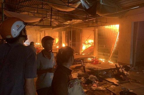 Vụ cháy chợ huyện biên giới tỉnh Đắk Lắk: Đã xác định được nguyên nhân ban đầu