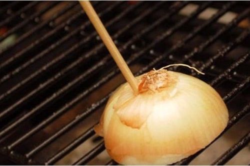 Chỉ cần 1 củ hành tây, giải quyết nhiều vấn đề nhà nào cũng cần