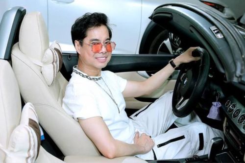 'Ông hoàng bolero' phong độ tuổi 54, tuyên bố sẽ hiến tặng biệt thự 400 tỷ đồng sau khi qua đời