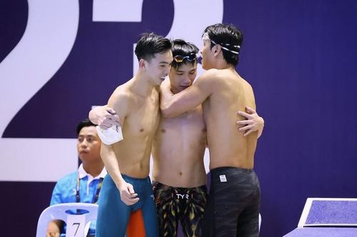 SEA Games 32, ngày 7/5: HCV thứ 15 cho Việt Nam ở môn Bơi nội dung tiếp sức 4x200m tự do nam