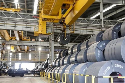 Tiêu thụ thép cuộn cán nóng của Tập đoàn Hòa Phát tăng trở lại