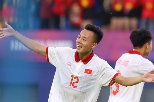 Bảng xếp hạng bóng đá SEA Games 32: U22 Việt Nam, U22 Thái Lan tranh đầu bảng