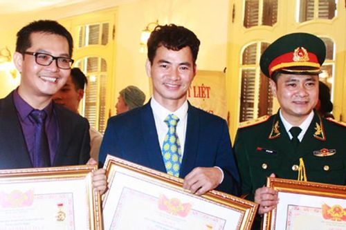 Nghệ sĩ tự do cũng có thể được xét tặng NSND, NSƯT