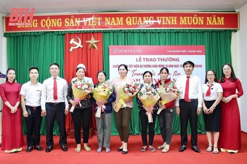 Agribank Bắc Thanh Hóa có 631 khách hàng trúng giải Chương trình tiết kiệm dự thưởng 'Trao gửi niềm tin - Hành trình gắn kết'.