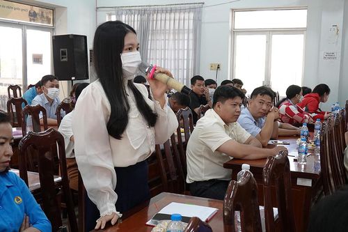Đoàn đại biểu Quốc hội tỉnh An Giang tiếp xúc cử tri chuyên đề với công nhân lao động
