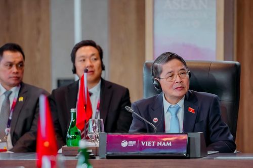 Phó Chủ tịch Quốc hội Nguyễn Đức Hải dự cuộc gặp giữa các nhà Lãnh đạo ASEAN - AIPA