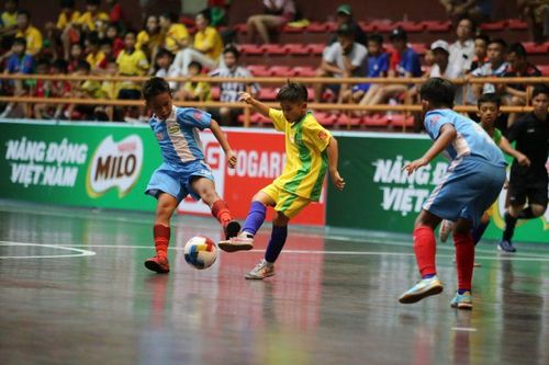 50 đội bóng tham dự giải bóng đá U11 toàn quốc