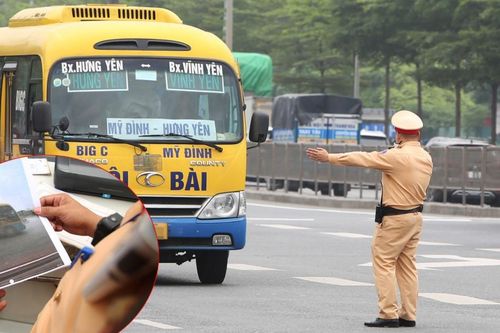 Cảnh sát in hình ảnh tại chốt để xử lý tài xế vi phạm