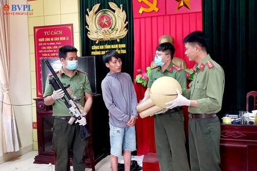 Tham gia nhóm kín trên mạng, mở 'xưởng' sản xuất, kinh doanh pháo nổ