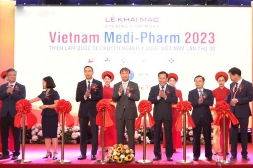 Gần 400 doanh nghiệp tham gia sự kiện giao thương y tế lớn nhất năm