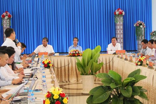 Bộ trưởng Nguyễn Kim Sơn làm việc tại tỉnh Trà Vinh