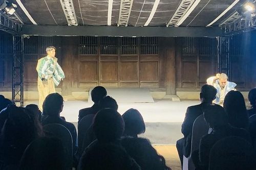 Hài kịch Nhật Bản thăng hoa trong không gian Văn Miếu-Quốc Tử Giám