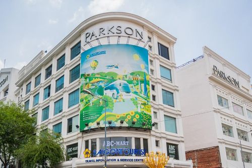 Tình cảnh ế ẩm của các trung tâm thương mại Parkson ở TP.HCM
