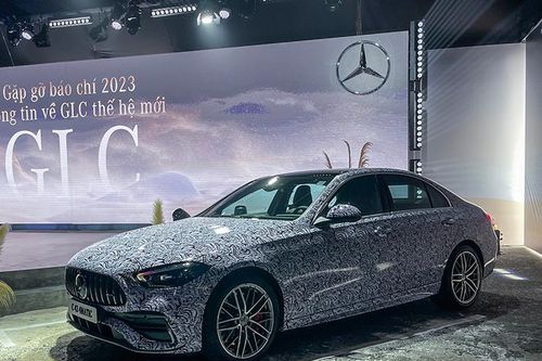 Mercedes-AMG C43 lắp ráp trong nước xuất hiện tại nhà máy