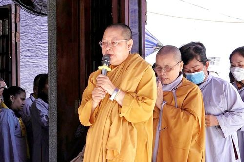 Tịnh xá Ngọc Hương tổ chức khóa tu 'Một ngày an lạc' cho người khiếm thị