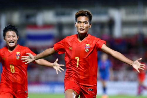 Thua ngược Myanmar 2-4, tuyển nữ Thái Lan bị loại ở bán kết SEA Games