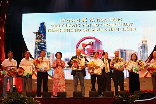 Xét tặng Giải thưởng Văn học nghệ thuật TP.HCM lần thứ ba