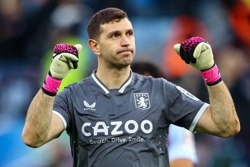 MU sắp gia hạn De Gea và quan tâm thủ môn Emiliano Martinez