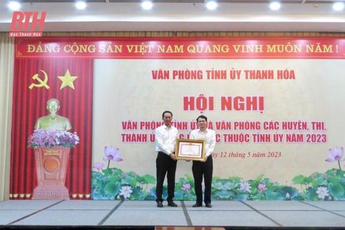 Văn phòng Tỉnh ủy và văn phòng cấp ủy tiếp tục làm tốt công tác tham mưu xây dựng, tổ chức thực hiện các chương trình công tác của cấp ủy