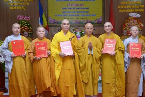 TP.HCM: Lễ công bố, trao quyết định bổ nhiệm trụ trì 5 cơ sở tự viện trên địa bàn H.Hóc Môn