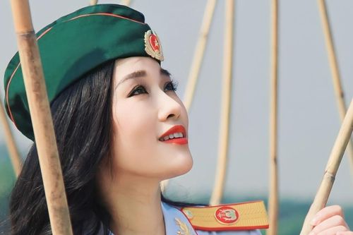 Điều ít biết về Thượng tá, NSƯT Hương Giang - cháu ruột nhạc sĩ An Thuyên