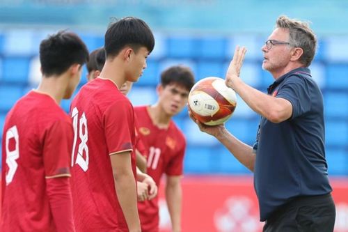 'U22 Việt Nam sẽ thắng Indonesia 2-1'
