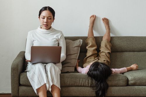 Cha mẹ cũng cần học để lớn lên cùng con