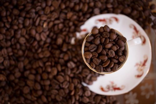 Những ly cà phê rẻ nhất cũng đang tăng giá