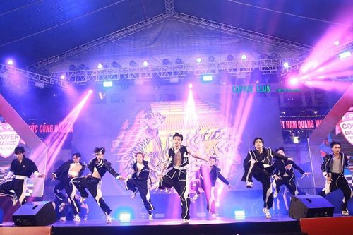 Nhóm nhảy Unwreckable vào thẳng Vòng chung kết K-pop Cover Dance Festival World