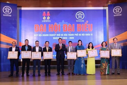 Tích cực đồng hành, hỗ trợ doanh nghiệp