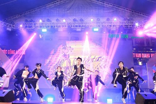 Nhóm nhảy TPHCM giành vé tham dự Vòng chung kết Lễ hội nhảy K-pop thế giới
