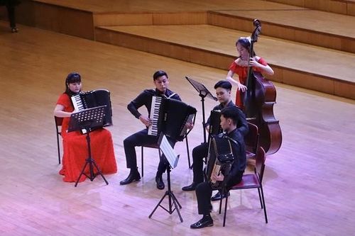 Đêm nhạc Áo-Việt Nam: Kết nối văn hóa và chia sẻ tình yêu với nghệ thuật