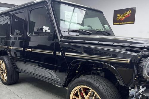 Đại gia Hà Nội chi 700 triệu dát vàng Mercedes G63 mới mua